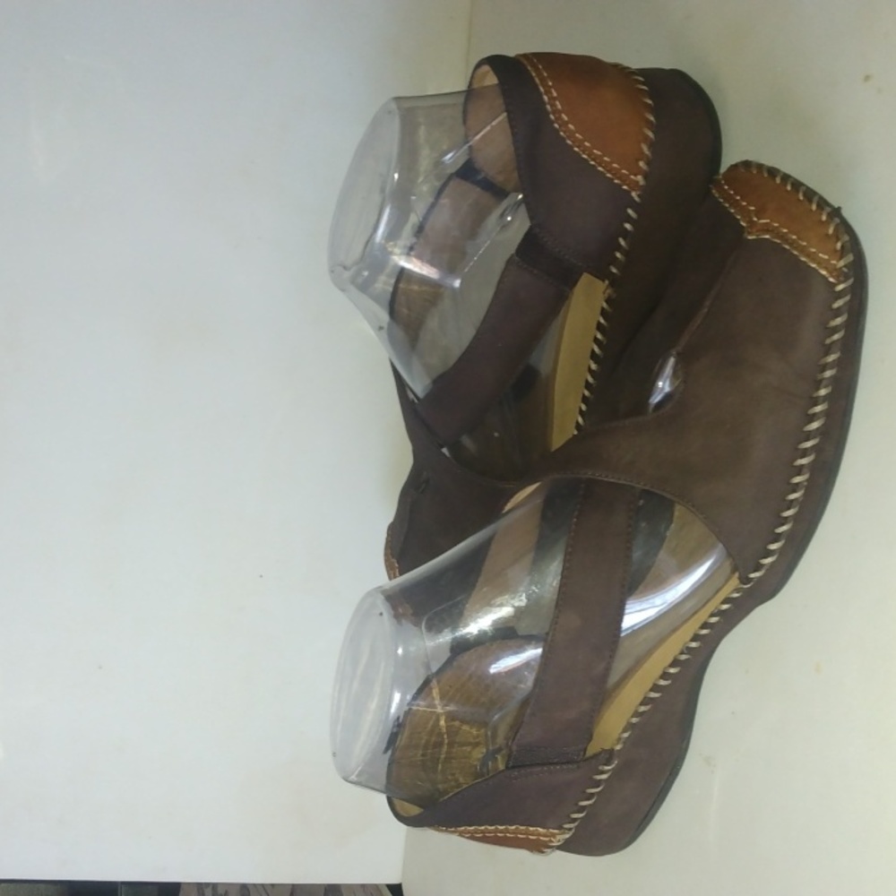 NURTURE SHOES